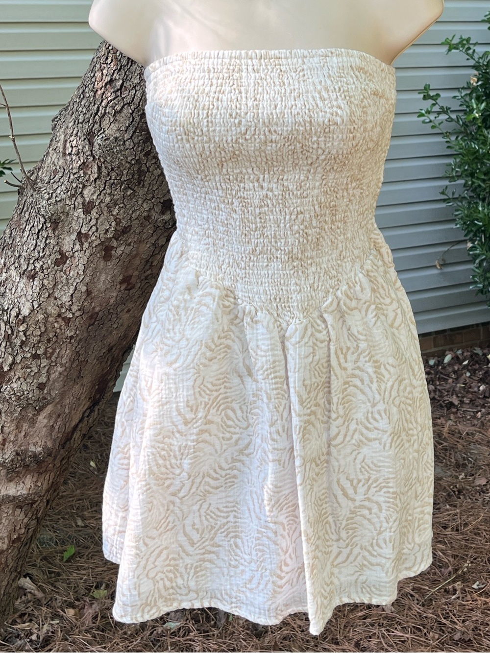 Strapless summer dress in light tan snd white print from Universal Thread.